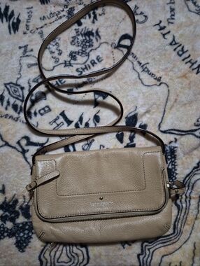 Kate Spade New York Mansfield Mariana Pebbled Leather Crossbody Purse Beige